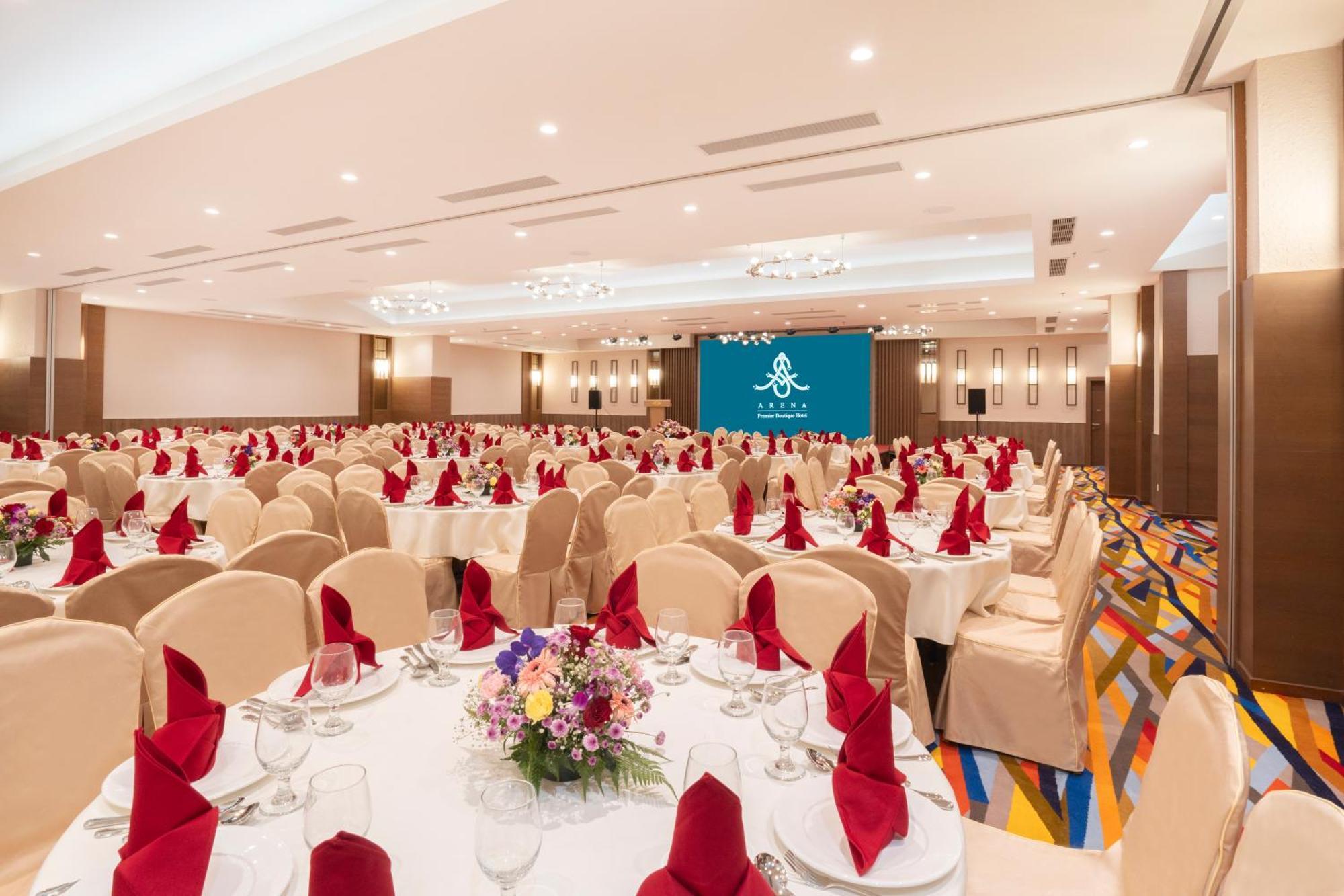 Arena Premier Hotel 芙蓉 外观 照片
